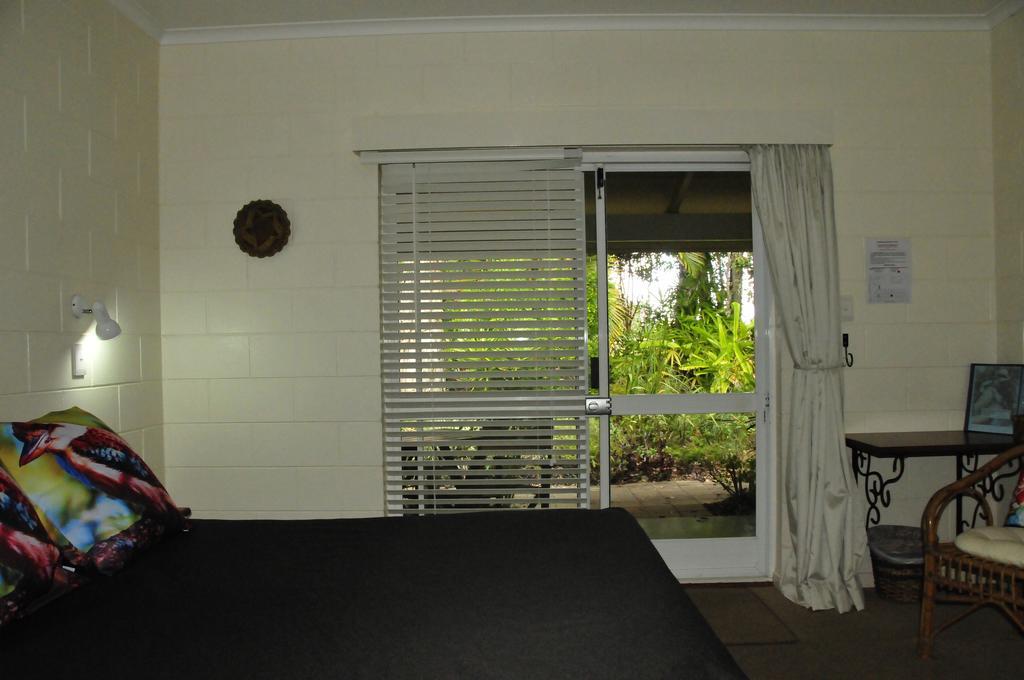 Kookaburra Motel Yungaburra Room photo