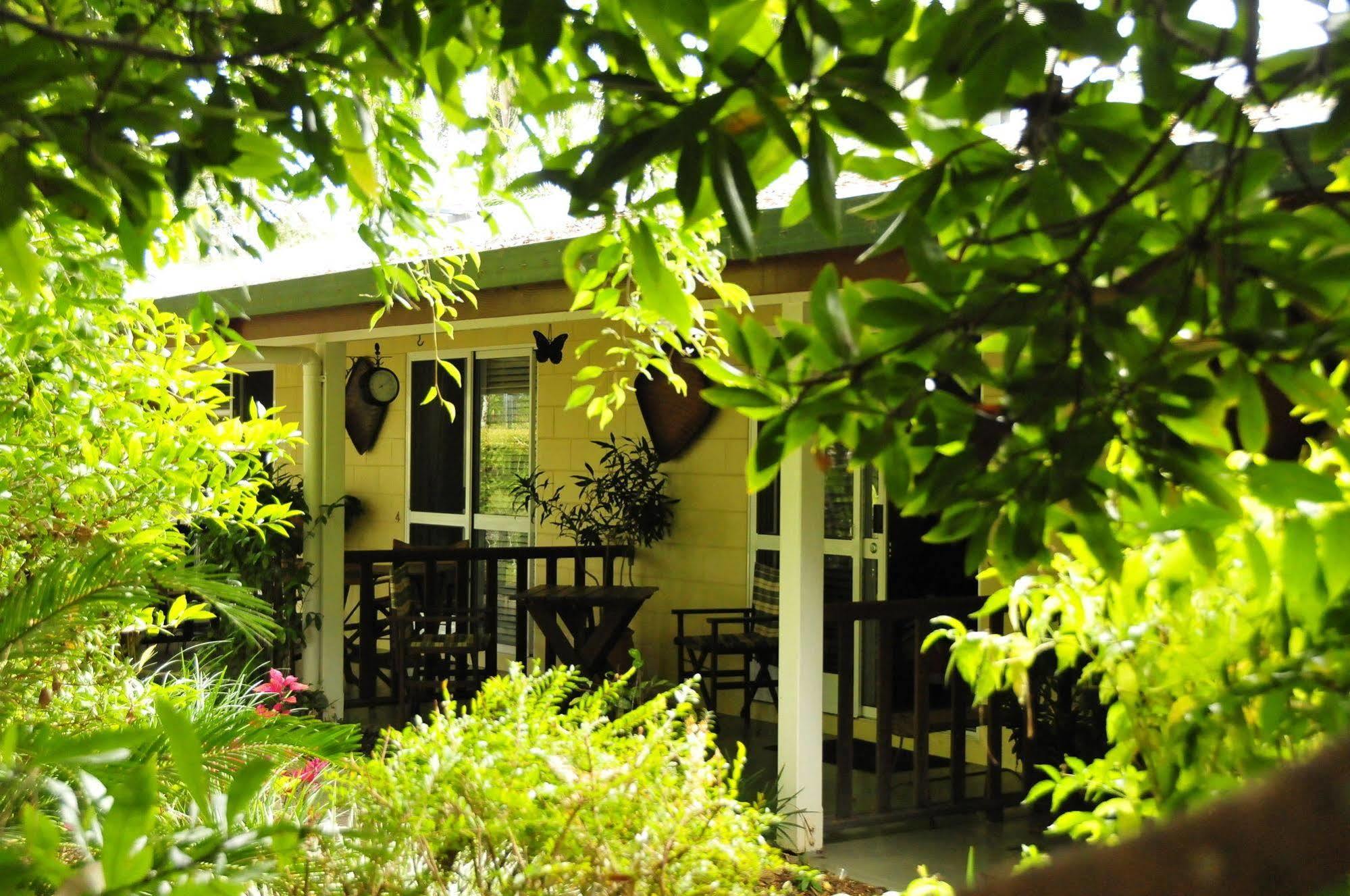 Kookaburra Motel Yungaburra Exterior photo